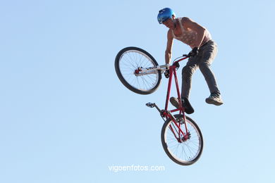 MOUNTAIN BIKE DIRT JUMP - MARISQUIÑO 2013.  