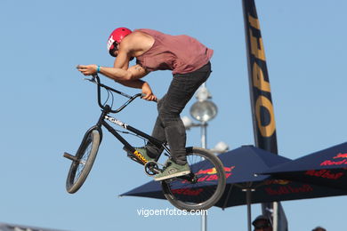 MOUNTAIN BIKE DIRT JUMP - MARISQUIÑO 2013.  