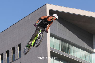 MOUNTAIN BIKE DIRT JUMP - MARISQUIÑO 2013.  