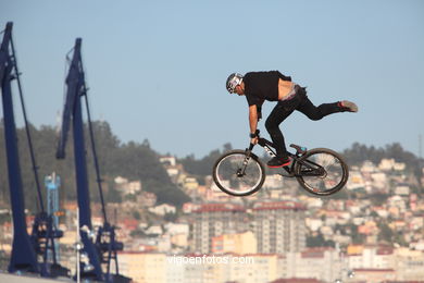 MOUNTAIN BIKE DIRT JUMP - MARISQUIÑO 2013.  