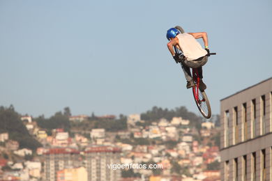 MOUNTAIN BIKE DIRT JUMP - MARISQUIÑO 2013.  