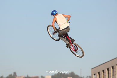 MOUNTAIN BIKE DIRT JUMP - MARISQUIÑO 2013.  