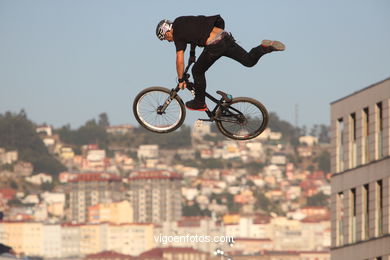 MOUNTAIN BIKE DIRT JUMP - MARISQUIÑO 2013.  