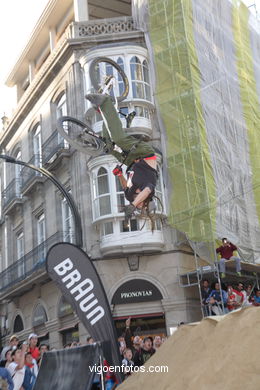 MOUNTAIN BIKE. EXHIBITION. PRÍNCIPE STREET.