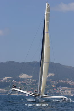 TRIMARANES - MULTICASCOS - GRAN PREMIO GALICIA 2005