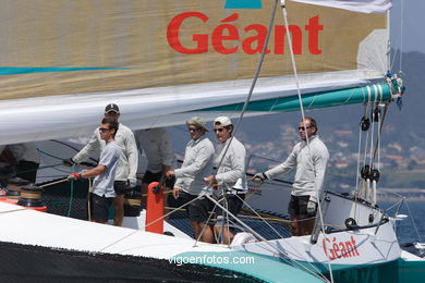 TRIMARANES - MULTICASCOS - GRANDE PREMEIO a GALIZA 2005