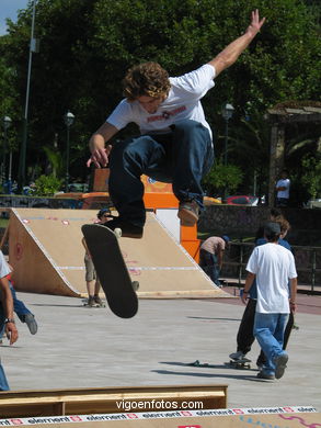 SKATE EN SAMIL - IV OPEN SKATEBOARDING O MARISQUIÑO 2004