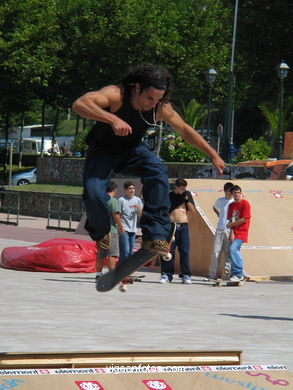 SKATE EN SAMIL - IV OPEN SKATEBOARDING O MARISQUIÑO 2004