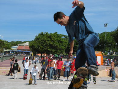 SKATE EN SAMIL - IV OPEN SKATEBOARDING O MARISQUIÑO 2004