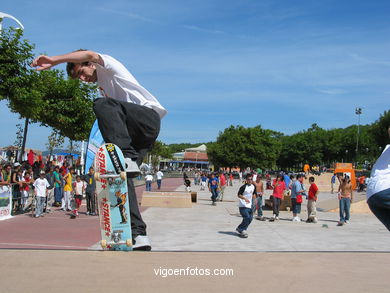 SKATE EN SAMIL - IV OPEN SKATEBOARDING O MARISQUIÑO 2004