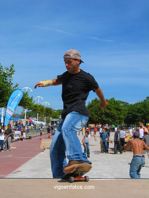 SKATE EN SAMIL - IV OPEN SKATEBOARDING O MARISQUIÑO 2004