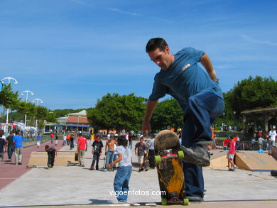 SKATE EM SAMIL - IV OPEN SKATEBOARDING Ou MARISQUIÑO 2004