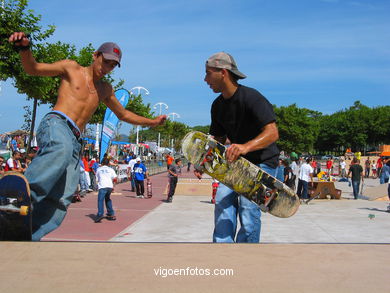 SKATE EN SAMIL - IV OPEN SKATEBOARDING O MARISQUIÑO 2004