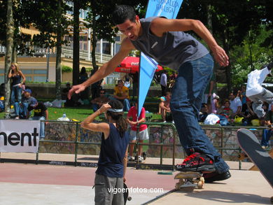 SKATE EN SAMIL - IV OPEN SKATEBOARDING O MARISQUIÑO 2004