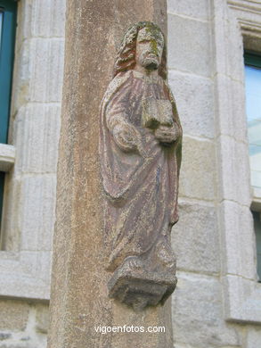 STONE CROSSES OF CASTRELOS AND SÁRDOMA