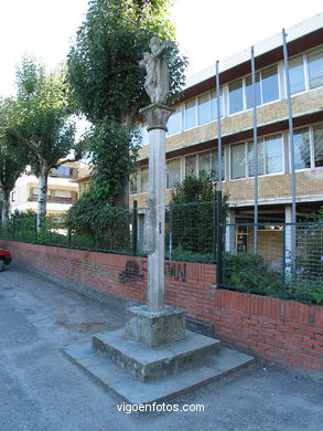 STONE CROSSES OF CORUXO, OIA AND SAIÁNS