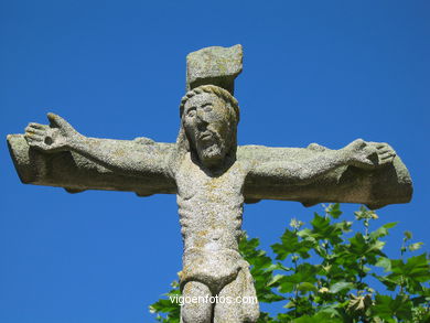 STONE CROSSES OF MATAMÁ AND COMESAÑA