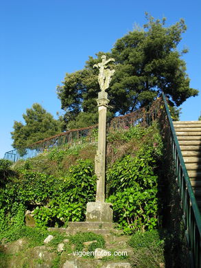 CENTER OF CITY STONE CROSSES 