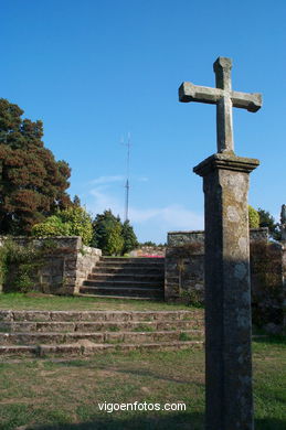 CENTER OF CITY STONE CROSSES 