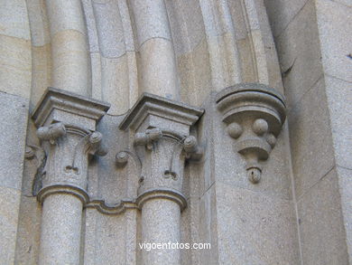 IGLESIA DE MARÍA AUXILIADORA - SALESIANOS