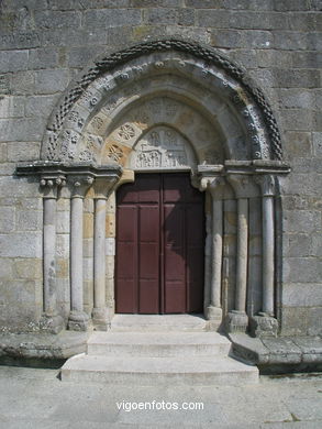 ROMANESQUE CHURCH OF CASTRELOS 