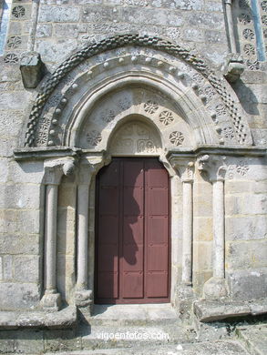 ROMANESQUE CHURCH OF CASTRELOS 