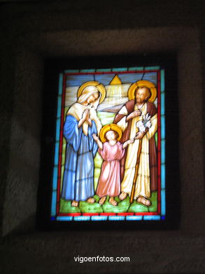 IGLESIA DE SAN ANDRÉS DE COMESAÑA