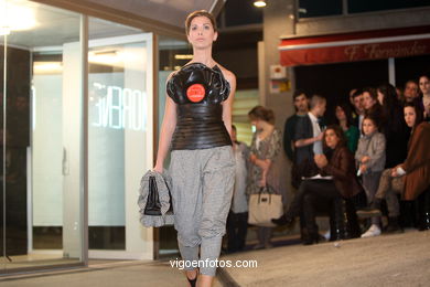 STEPHANIE LARUMBE. SIRENO FASHION NIGHT 2011 VIGO