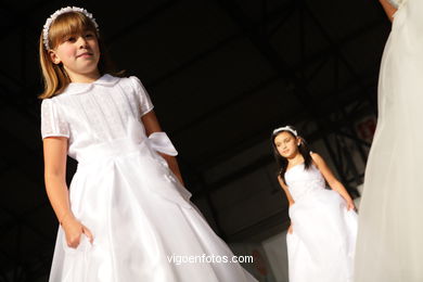 VESTIDOS DE COMUNIÓN. COMUNIONES COLECCIÓN 2009. PASARELA HAPPY NOVIAS