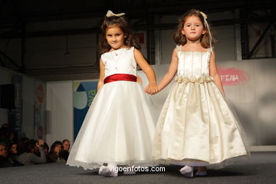 VESTIDOS DE ARRAS. BODAS. COLECCIÓN 2009. PASARELA HAPPY NOVIAS. BODAS