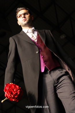 MEN'S DRESS: GROOM GROOMSMEN 2009