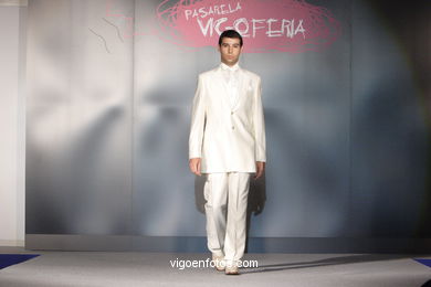 TRAJE DE NOVIOS. COLECCIÓN NUPCIAL 2008. PASARELA HAPPY NOVIAS