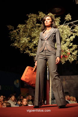 PASSARELA DE MODA 2006 PASSO A PASSO. 