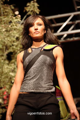 PASARELA DE MODA 2006 PASO A PASO. 