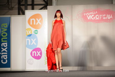 600 PUNTOS. DISEÑADOR: MAIDER IZAGIRRE SARASOLA - MAIDER ALZAGA. PASARELA DE MODA JÓVENES DISEÑADORES 2008 - VIGOFERIA