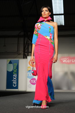 ABRIL. DISEÑADOR: MARIA JESUS CUEVAS. RUNWAY FASHION OF YOUNG FASHION DESIGNER 2008 - VIGOFERIA