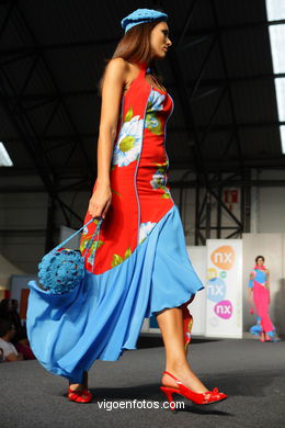 ABRIL. DISEÑADOR: MARIA JESUS CUEVAS. RUNWAY FASHION OF YOUNG FASHION DESIGNER 2008 - VIGOFERIA