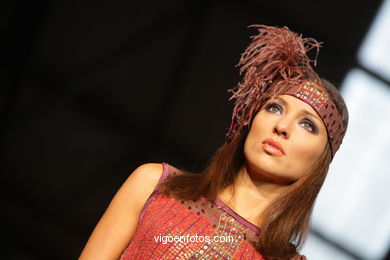 AIME LA VIE. DISEÑADOR: JOANA DIESTRE REDONDO. PASARELA DE MODA JÓVENES DISEÑADORES 2008 - VIGOFERIA