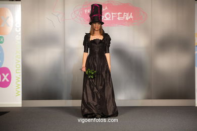 AIME LA VIE. DISEÑADOR: JOANA DIESTRE REDONDO. RUNWAY FASHION OF YOUNG FASHION DESIGNER 2008 - VIGOFERIA