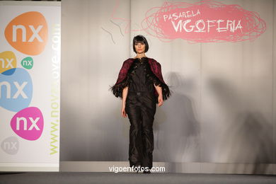 ALUNIZAJE. DISEÑADOR: YVONNE LOPEZ POBLACION. PASARELA DE MODA JÓVENES DISEÑADORES 2008 - VIGOFERIA