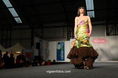 KRISS. DISEÑADOR: KRISS ARIANA HASSAN. RUNWAY FASHION OF YOUNG FASHION DESIGNER 2008 - VIGOFERIA