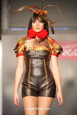 KRISS. DISEÑADOR: KRISS ARIANA HASSAN. RUNWAY FASHION OF YOUNG FASHION DESIGNER 2008 - VIGOFERIA