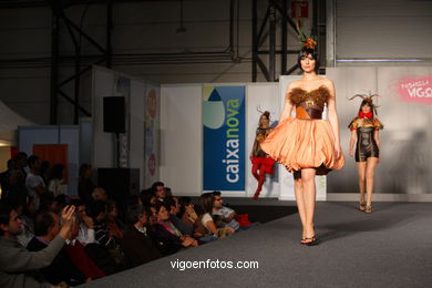 KRISS. DISEÑADOR: KRISS ARIANA HASSAN. RUNWAY FASHION OF YOUNG FASHION DESIGNER 2008 - VIGOFERIA