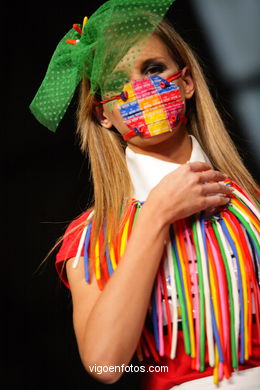 JUGUSEANDO. DISEÑADOR: NAHIA IRIARTE OZKARIZ. PASARELA DE MODA JÓVENES DISEÑADORES 2008 - VIGOFERIA