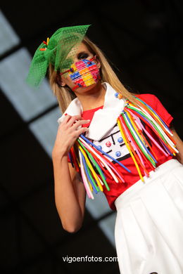 JUGUSEANDO. DISEÑADOR: NAHIA IRIARTE OZKARIZ. RUNWAY FASHION OF YOUNG FASHION DESIGNER 2008 - VIGOFERIA