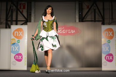 KATTALIN. DISEÑADOR: KATTALIN MARIN APARICIO. PASARELA DE MODA JÓVENES DISEÑADORES 2008 - VIGOFERIA