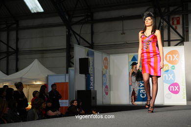 MADAME. DISEÑADOR: OLGHITA DE PIAS. PASARELA DE MODA JÓVENES DISEÑADORES 2008 - VIGOFERIA