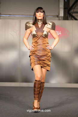 MIRAGE. DISEÑADOR: VERÓNICA RAPOSO  BERTOLÍN. PASARELA DE MODA JÓVENES DISEÑADORES 2008 - VIGOFERIA