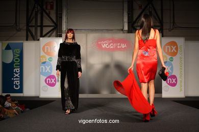 NOCHES EN JAPON. DISEÑADOR: Mª DEL CARMEN PEREZ COSTAS. PASARELA DE MODA JÓVENES DISEÑADORES 2008 - VIGOFERIA