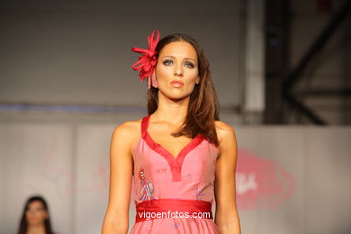 NOCHES EN JAPON. DISEÑADOR: Mª DEL CARMEN PEREZ COSTAS. PASARELA DE MODA JÓVENES DISEÑADORES 2008 - VIGOFERIA